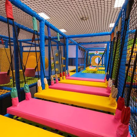 Hotel Frymburk Ngoại thất bức ảnh