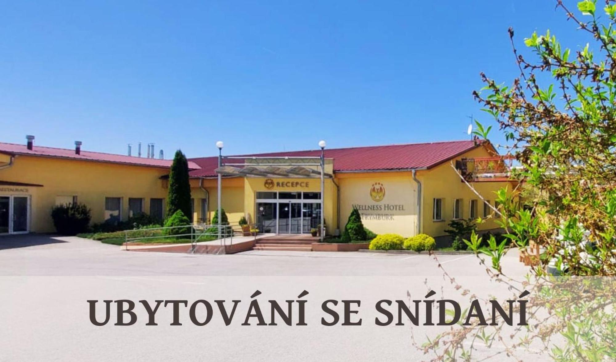 Hotel Frymburk Ngoại thất bức ảnh