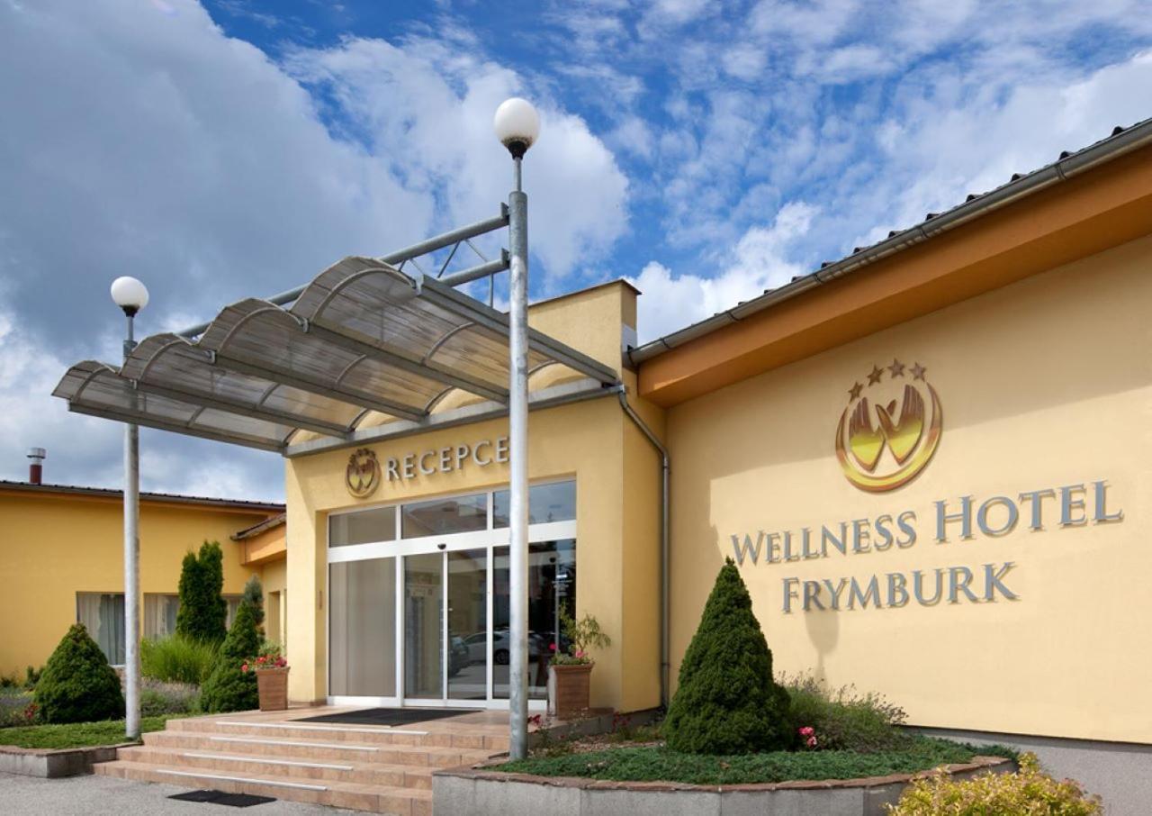Hotel Frymburk Ngoại thất bức ảnh